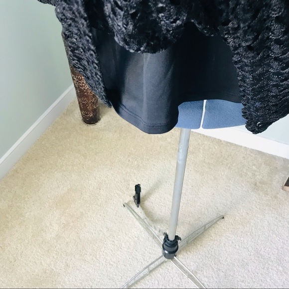 Kim Rogers Black Overlay Top Size L - Picture 2 of 5